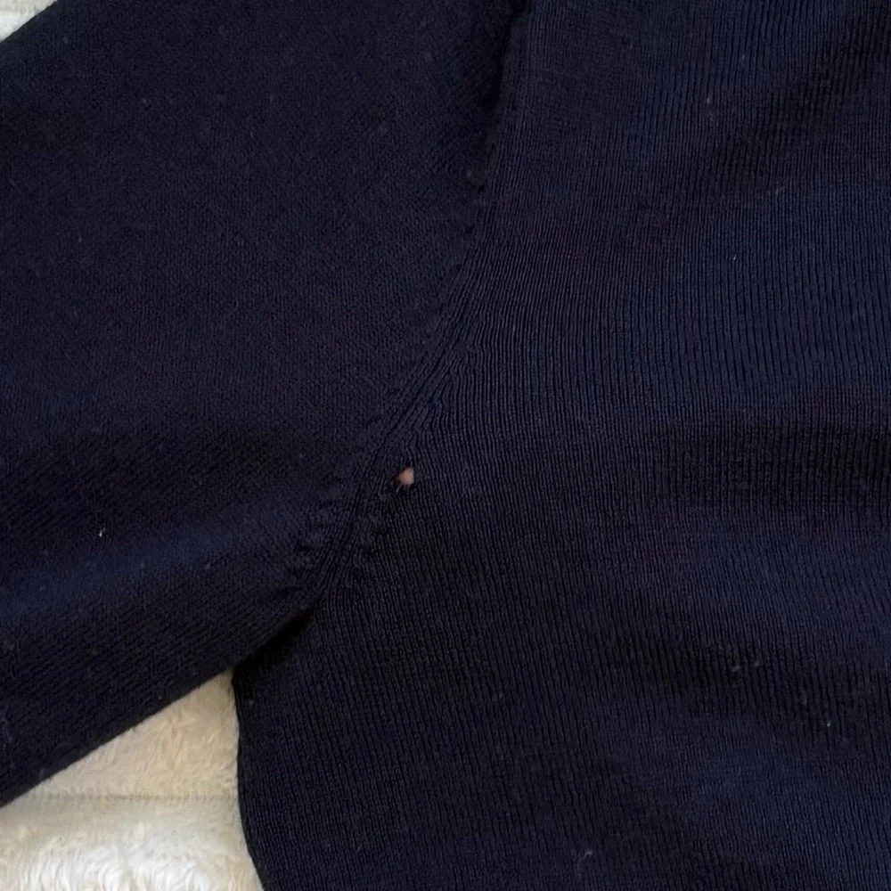 SAKS FIFTH AVENUE Wool Sweater V Neck Cut Navy Blue Large - Picture 6 of 9